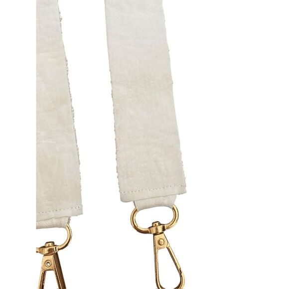 New Taylor Swift "Swiftie" Beaded Pink & White Purse Guitar Strap 47" - Picture 4 of 4